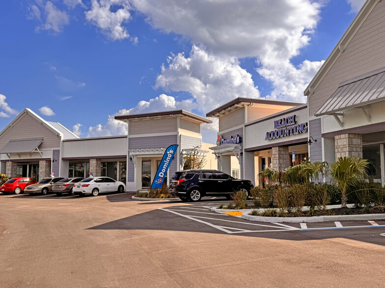 17274 San Carlos Blvd, Fort Myers, FL for lease - Building Photo - Image 3 of 15