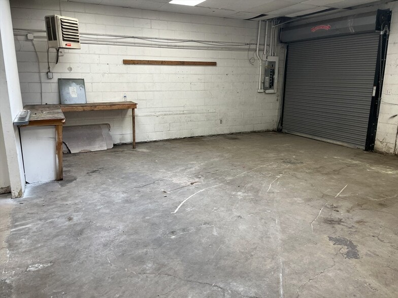 6499 Federal Blvd, Denver, CO à louer - Photo intérieure - Image 3 de 4