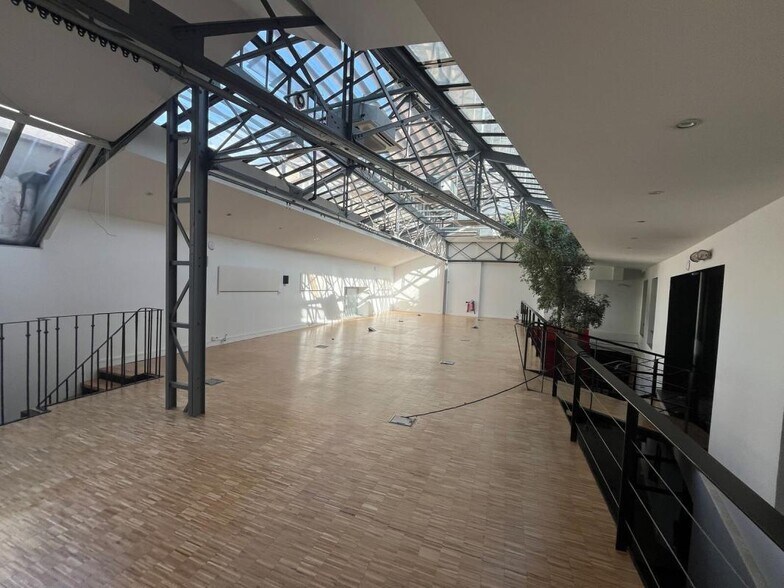 61 Rue Servan, Paris à louer - Photo du bâtiment - Image 2 de 15