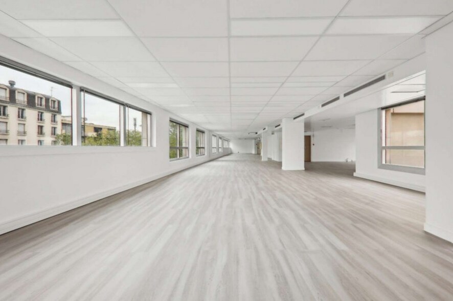 Multifamily in Boulogne-Billancourt for sale - Primary Photo - Image 1 of 5