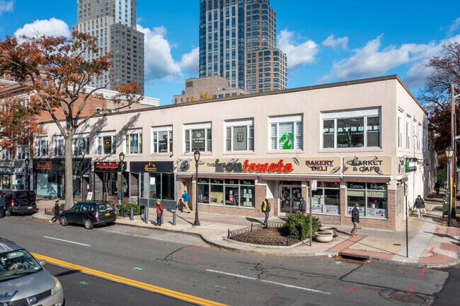 Plus de détails pour 43-61 Mamaroneck Ave, White Plains, NY - Bureau, Bureau/Commerce de détail à louer