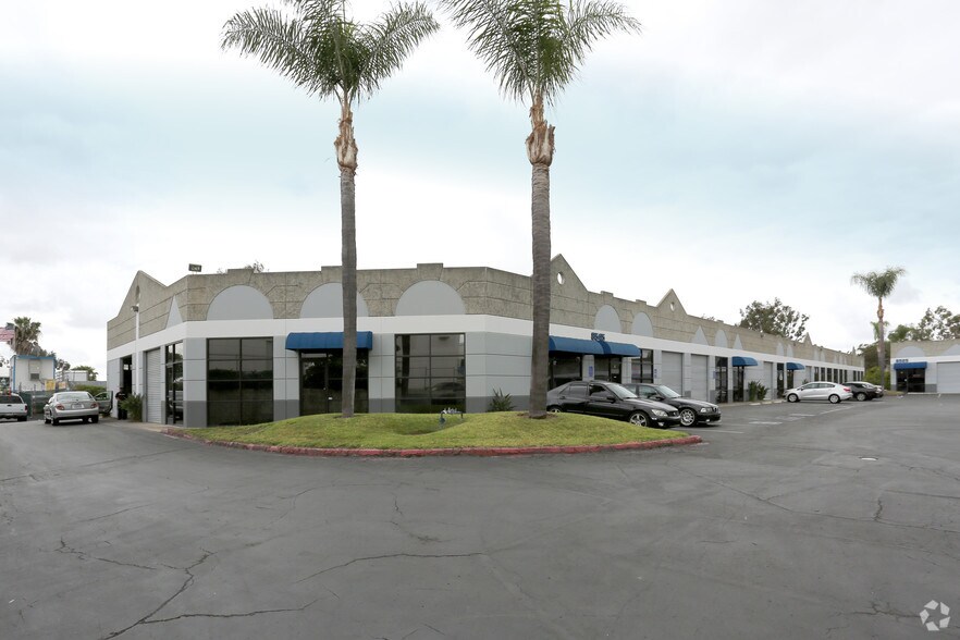8545 Arjons Dr, San Diego, CA for lease - Building Photo - Image 2 of 12