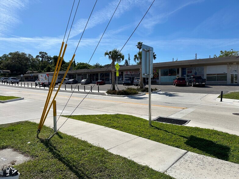 1401-1417 Cleveland St, Clearwater, FL à vendre - Photo du bâtiment - Image 3 de 32