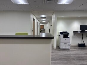 705-831 E Guadalupe Rd, Tempe, AZ à louer Photo intérieure- Image 2 de 5