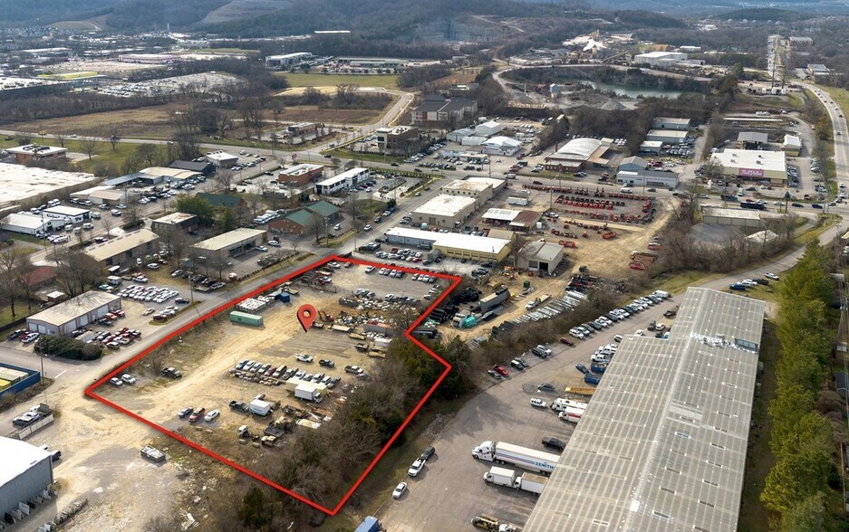 111 Carr Ave, Franklin, TN à vendre - Photo du bâtiment - Image 2 de 9