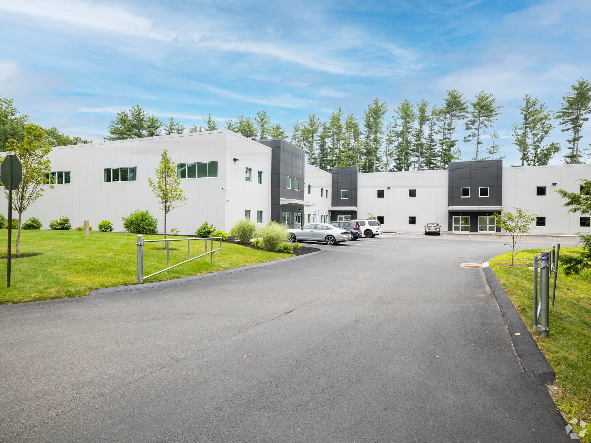 6 Bellemore, Bedford, NH for lease Building Photo- Image 1 of 10