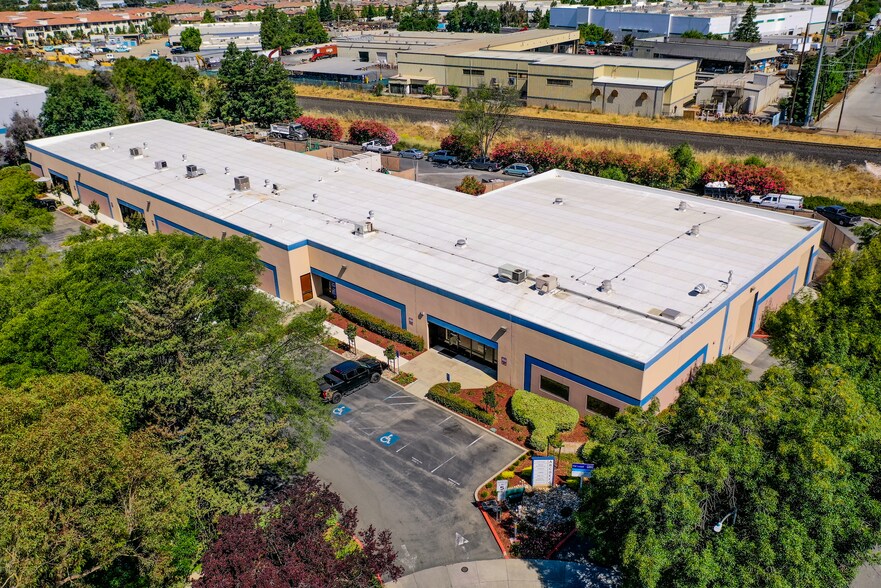 1001 Shannon Ct, Livermore, CA à vendre - Photo du bâtiment - Image 1 de 4