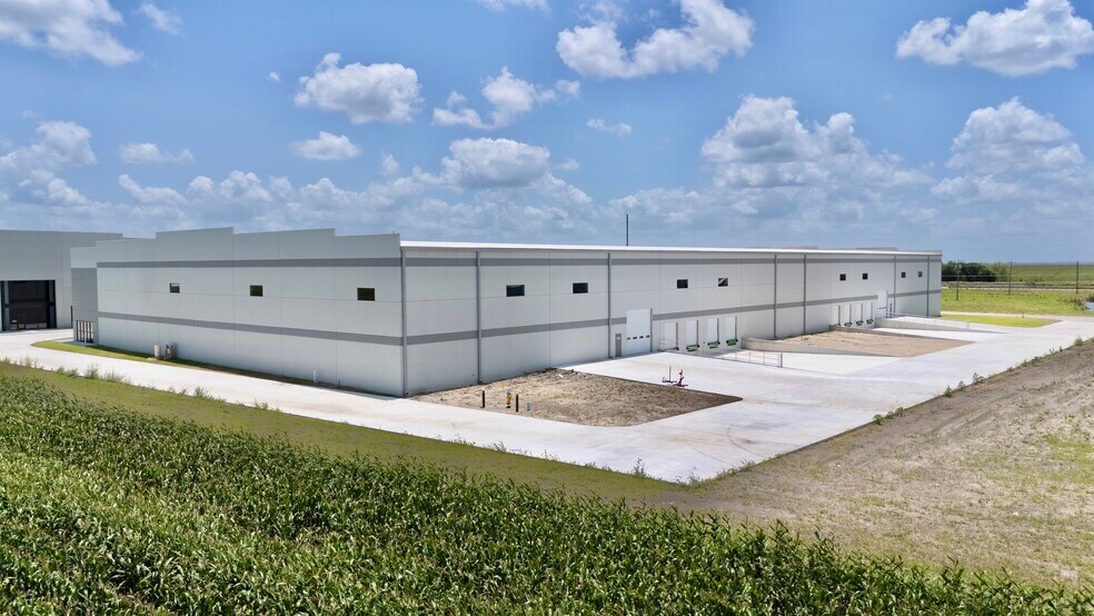 21827 US-79 Hwy, Taylor, TX à vendre - Photo du bâtiment - Image 3 de 5