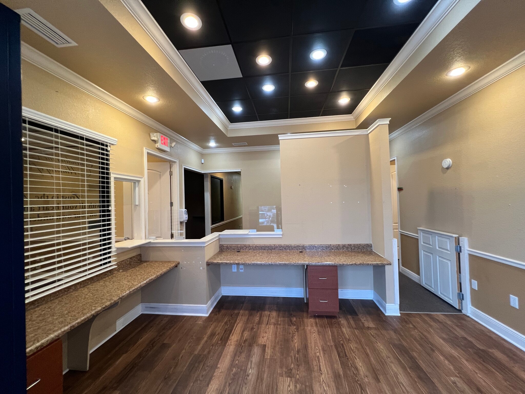 911 US-27 N, Sebring, FL for lease Lobby- Image 1 of 2