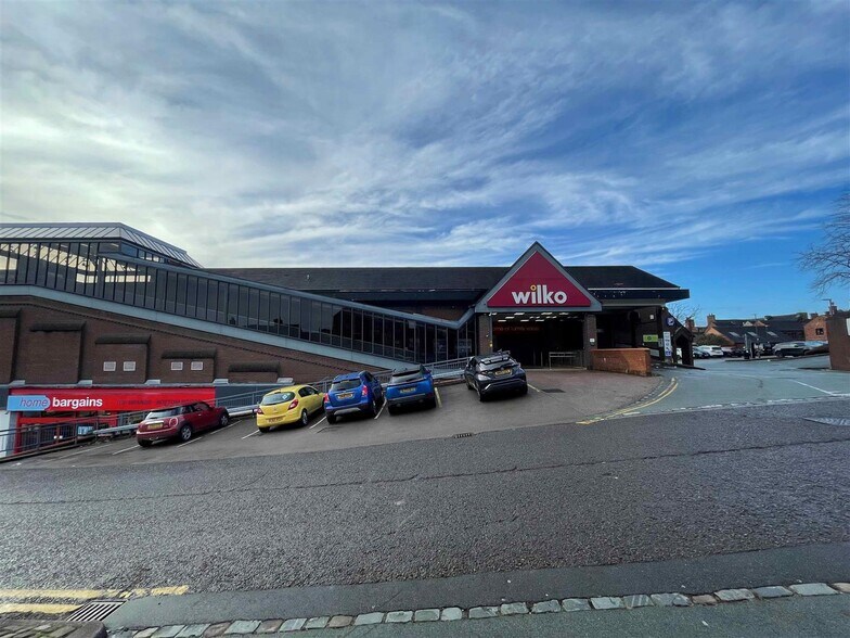 Brook St, Leek à louer - Photo du bâtiment - Image 3 de 9