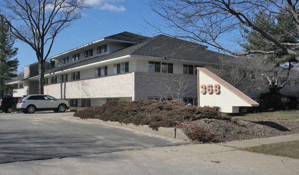 368 Veterans Memorial Hwy, Commack, NY à vendre - Photo du bâtiment - Image 1 de 1