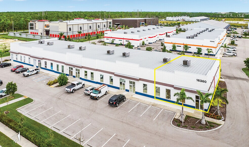 16360 Innovation Ln, Fort Myers, FL à louer - Aérien - Image 3 de 7