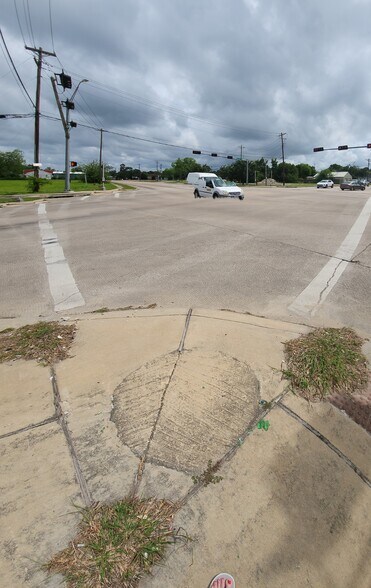 3106 Highway 3, Dickinson, TX à vendre - Photo du bâtiment - Image 2 de 3