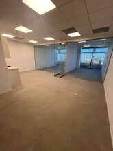 1180 S Beverly Dr, Los Angeles, CA à louer Photo intérieure- Image 1 de 3