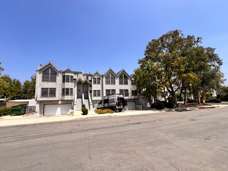 1033 La Cadena Ave, Arcadia, CA for sale - Building Photo - Image 2 of 10