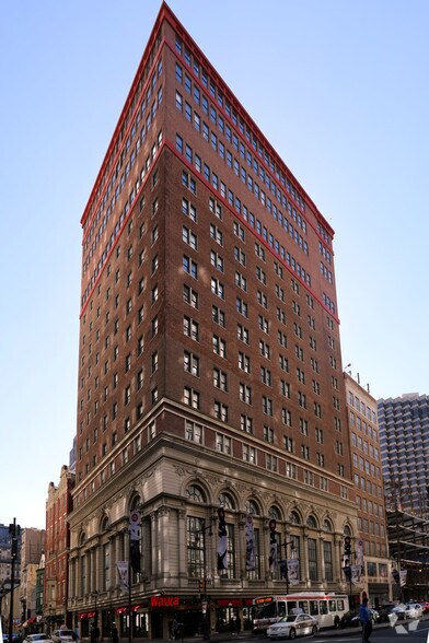 211 S Broad St, Philadelphia, PA à louer - Photo principale - Image 1 de 2