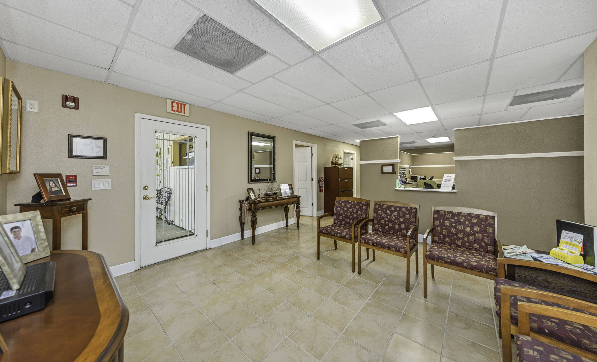 701 N Hercules Ave, Clearwater, FL for sale Interior Photo- Image 1 of 35