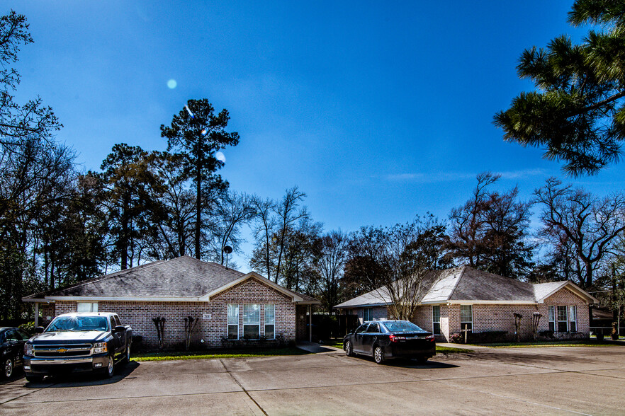 7030 State Highway 75 S, Huntsville, TX à vendre - Photo principale - Image 1 de 1