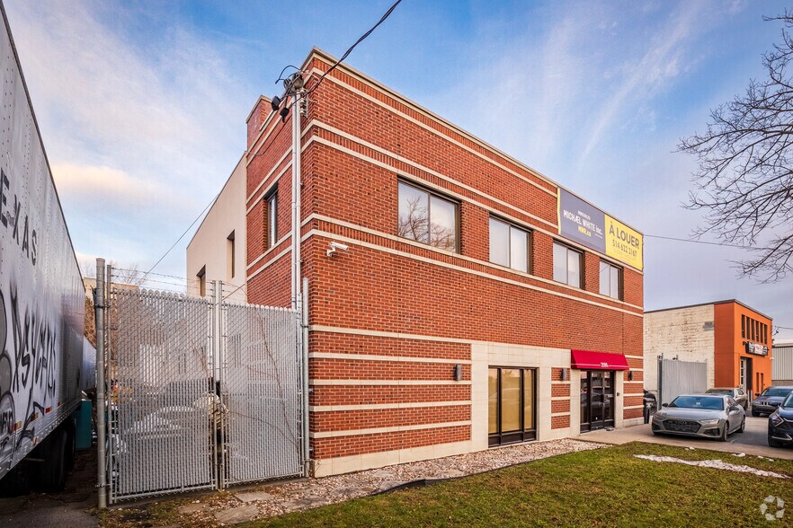 2095 Av Madison, Montréal, QC à louer - Photo du bâtiment - Image 2 de 12