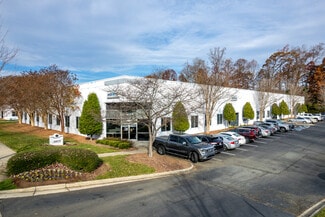 Plus de détails pour 9805 Northcross Center Ct, Huntersville, NC - Local d'activités à louer