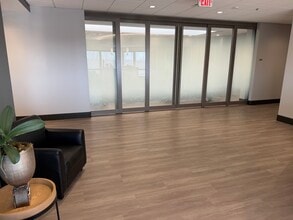 839 N Perryville Rd, Rockford, IL for lease Interior Photo- Image 2 of 7