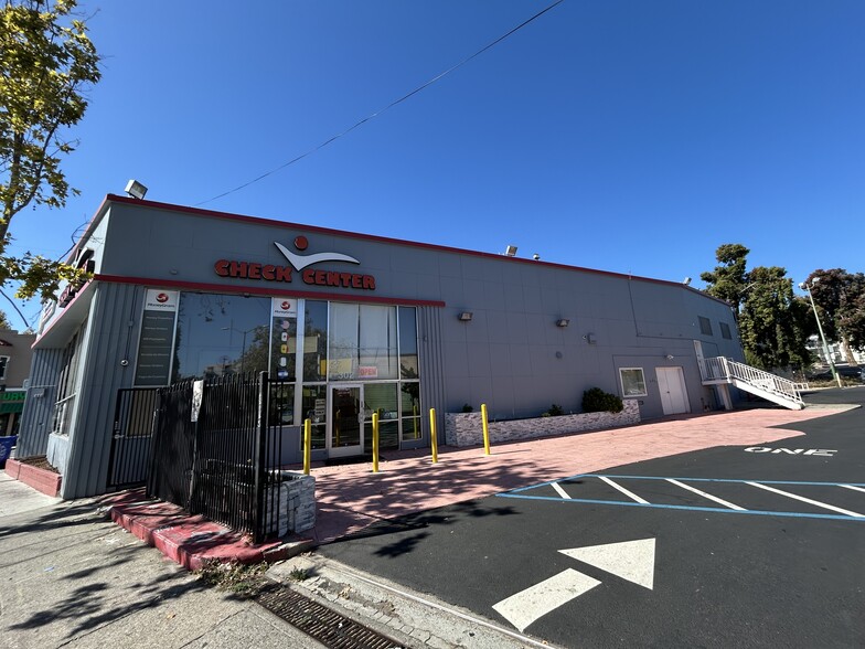300 E 18th St, Oakland, CA for sale - Building Photo - Image 2 of 17
