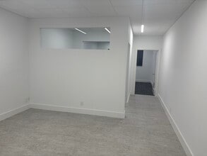 2300 W Sample Rd, Pompano Beach, FL for lease Interior Photo- Image 2 of 4