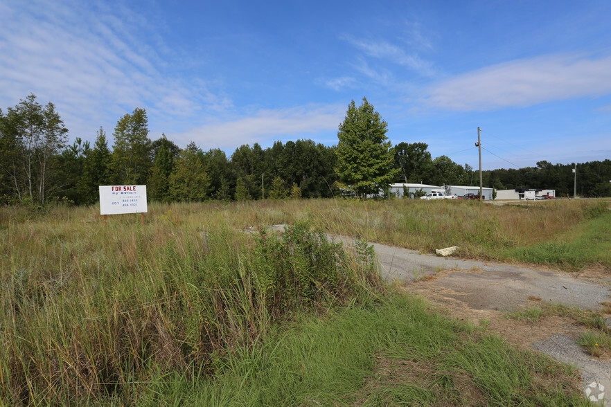 2650 Thomas Sumter Hwy, Sumter, SC for sale - Primary Photo - Image 1 of 1