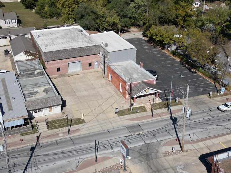 510 E 135th St, Kansas City, MO à vendre - Photo du bâtiment - Image 2 de 3