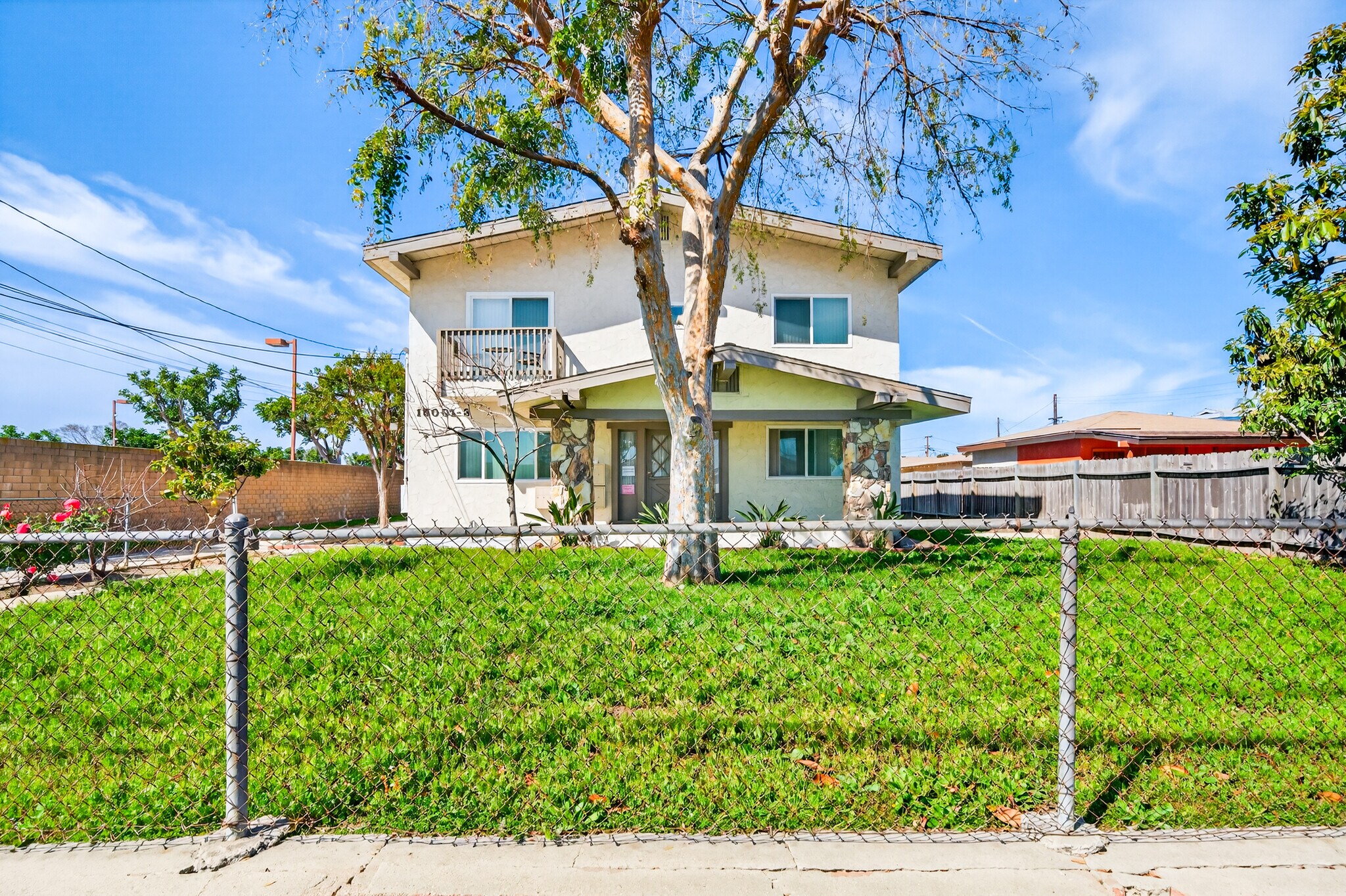 15003 Larch Ave, Lawndale, CA à vendre Photo du bâtiment- Image 1 de 49