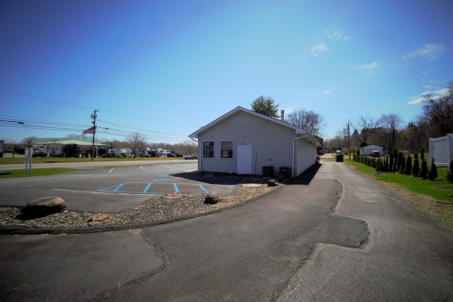 2039 State Route 208, Montgomery, NY for sale - Building Photo - Image 3 of 17