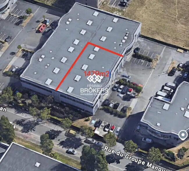 Industrial in Élancourt for lease - Building Photo - Image 1 of 6