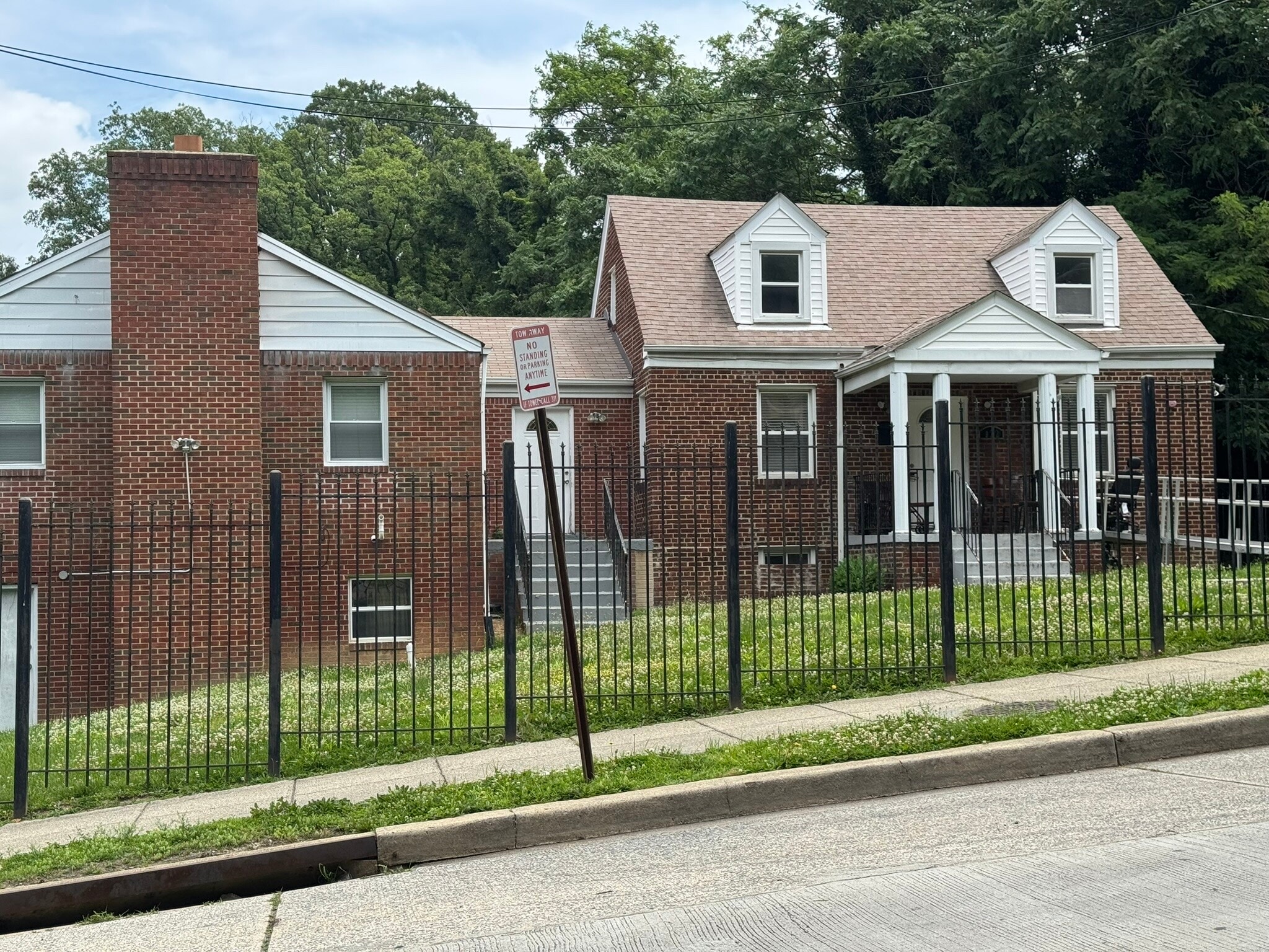 922 Ridge Rd Se, Washington, DC for lease Building Photo- Image 1 of 1