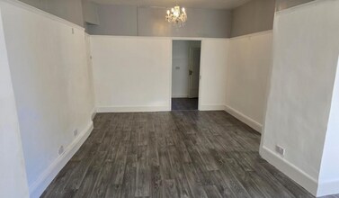 31 Church St, Tetbury à louer Photo intérieure- Image 1 de 3