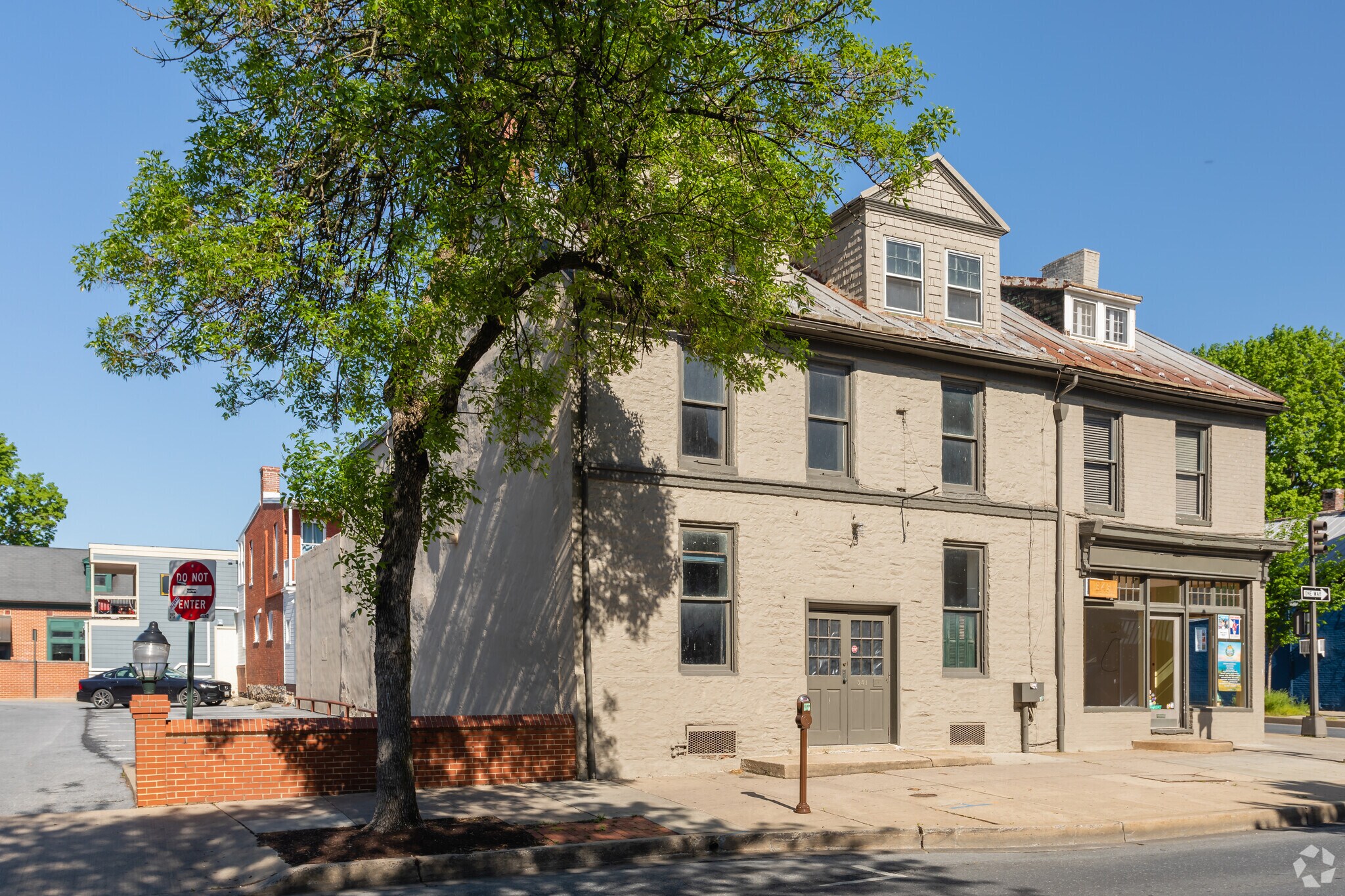 343 N Market St, Frederick, MD à vendre Photo principale- Image 1 de 3