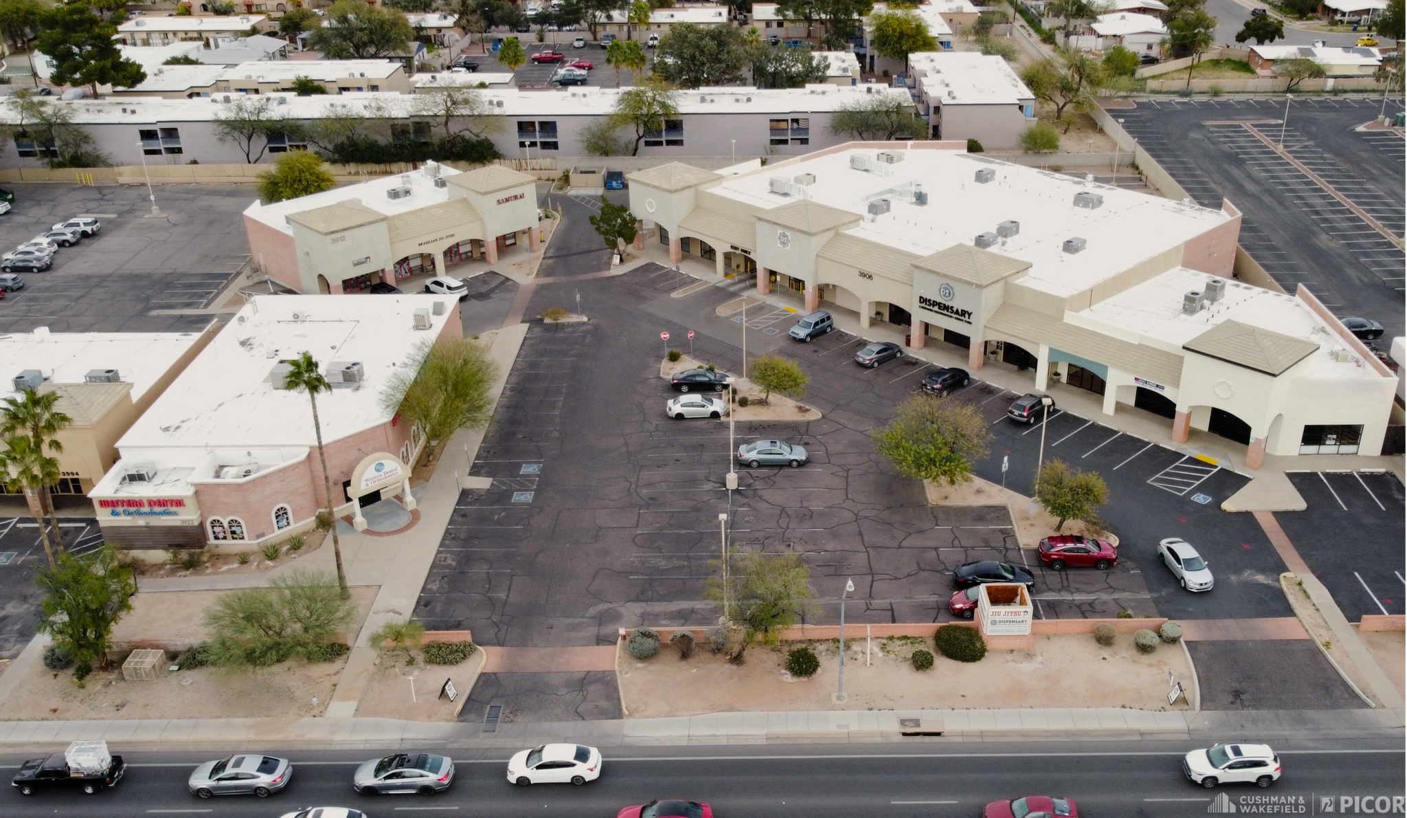 3906-3922 N Oracle Rd, Tucson, AZ for lease Primary Photo- Image 1 of 5