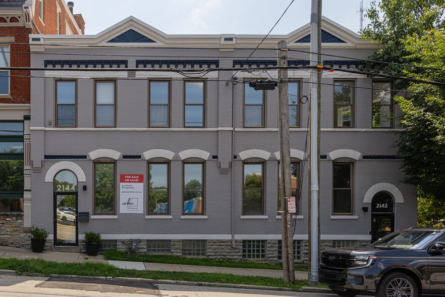 2142-2144 Gilbert Ave, Cincinnati, OH à louer - Photo du bâtiment - Image 1 de 10
