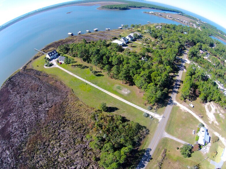 17344 Oyster Bay Rd, Gulf Shores, AL à vendre - Photo du bâtiment - Image 2 de 15