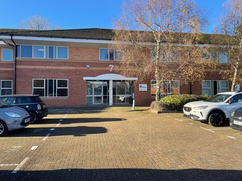 Boundary Way, Hemel Hempstead à louer - Photo du bâtiment - Image 1 de 5