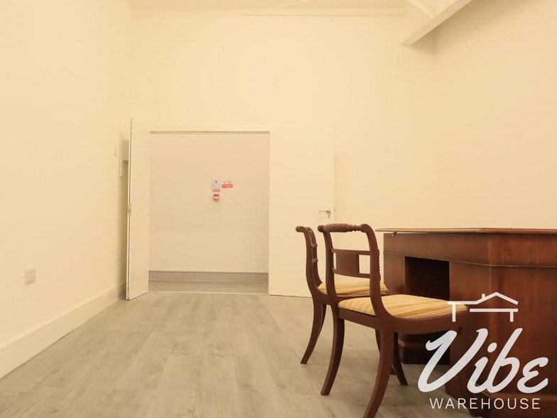 26 Grosvenor way, Londres à louer - Photo intérieure - Image 3 de 9