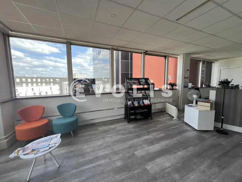 Bureau dans Maisons-Alfort à louer - Photo intérieure - Image 3 de 15