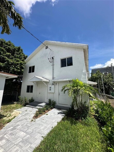 3123 NW 22nd Ct, Miami, FL for sale - Primary Photo - Image 1 of 30