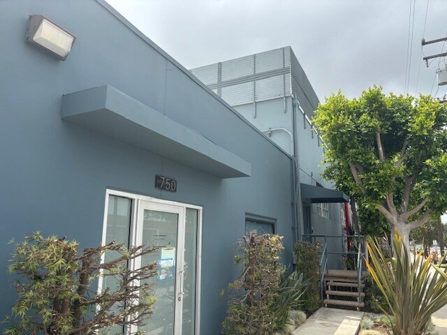 750 Lairport St, El Segundo, CA à vendre Photo du bâtiment- Image 1 de 1