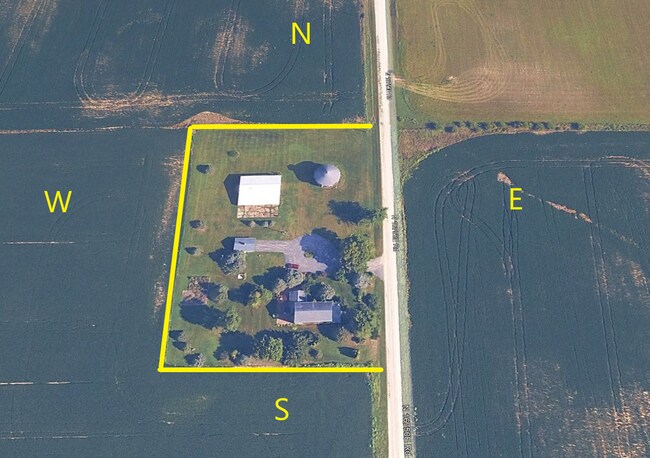 Plus de détails pour 10210 N 16750E Rd, Grant Park, IL - Spécialité à vendre