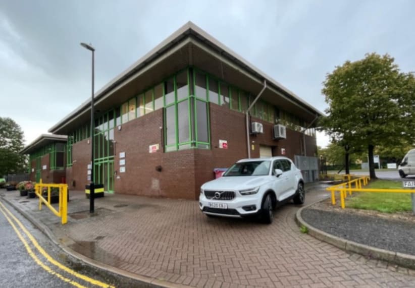 Fairfield Ct, Coventry for lease Building Photo- Image 1 of 1