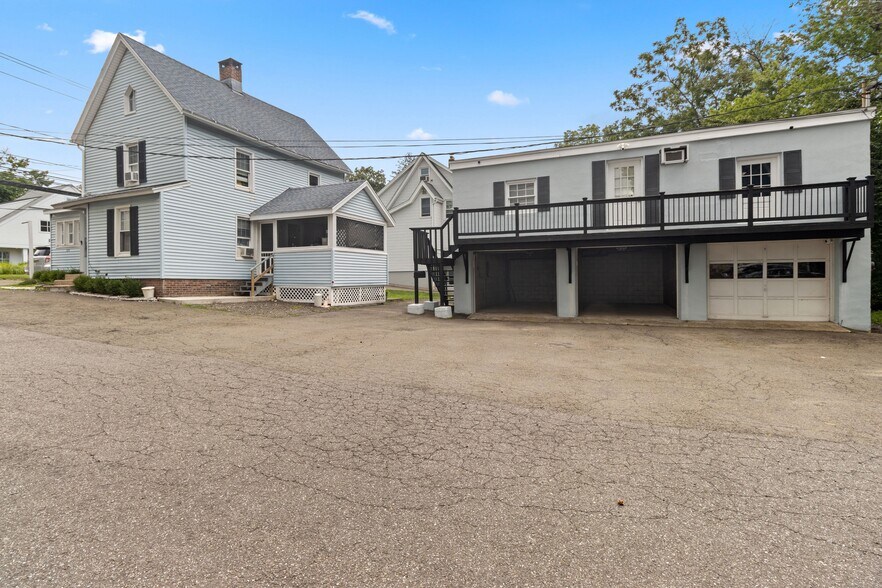 676 Boston Post Rd, Darien, CT à vendre - Photo du bâtiment - Image 3 de 24