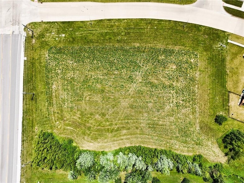 120 NE Autumn Crest, Ankeny, IA for sale - Aerial - Image 3 of 3