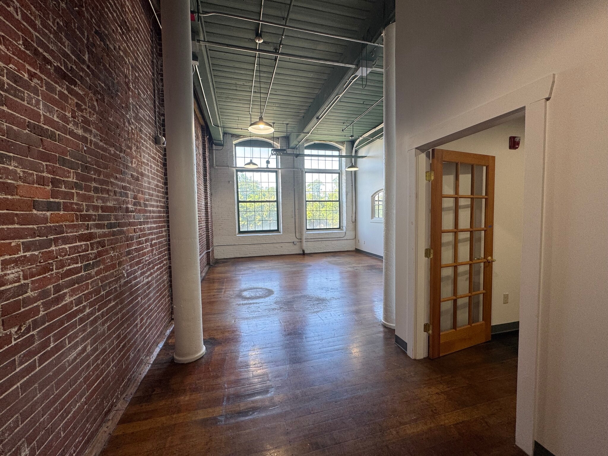 90 Bridge St, Westbrook, ME for lease Interior Photo- Image 1 of 9