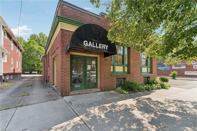 More details for 12610 Larchmere Blvd, Cleveland, OH - Retail for Sale