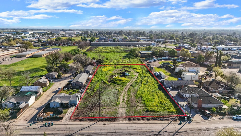 716 N Filbert St, Stockton, CA for sale - Building Photo - Image 2 of 18